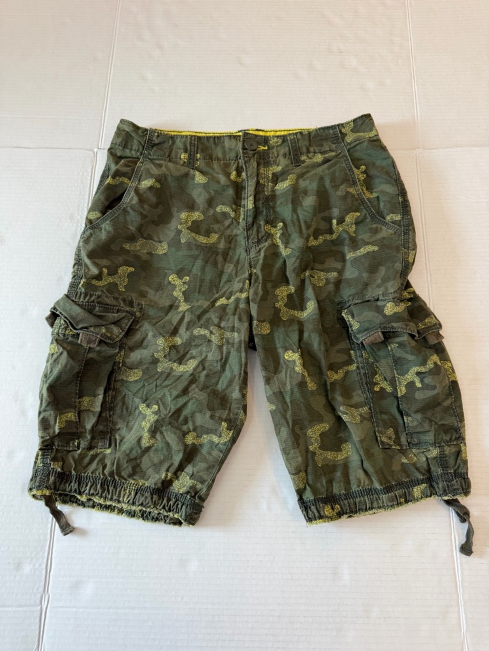 urban pipeline Green Camo Cargo Shorts with Yellow Trim